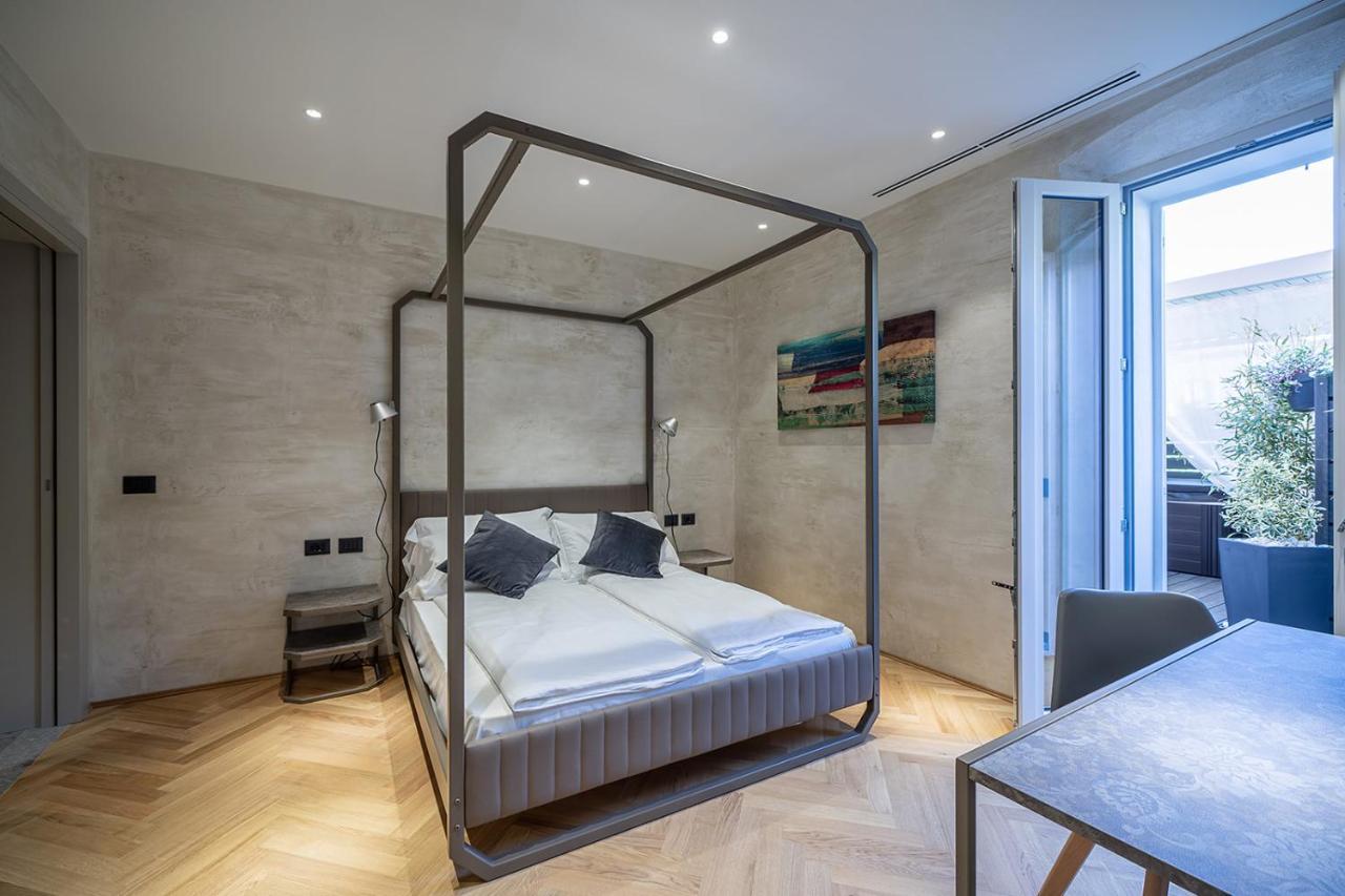 Sea Garden Apartments & Rooms Градо Экстерьер фото